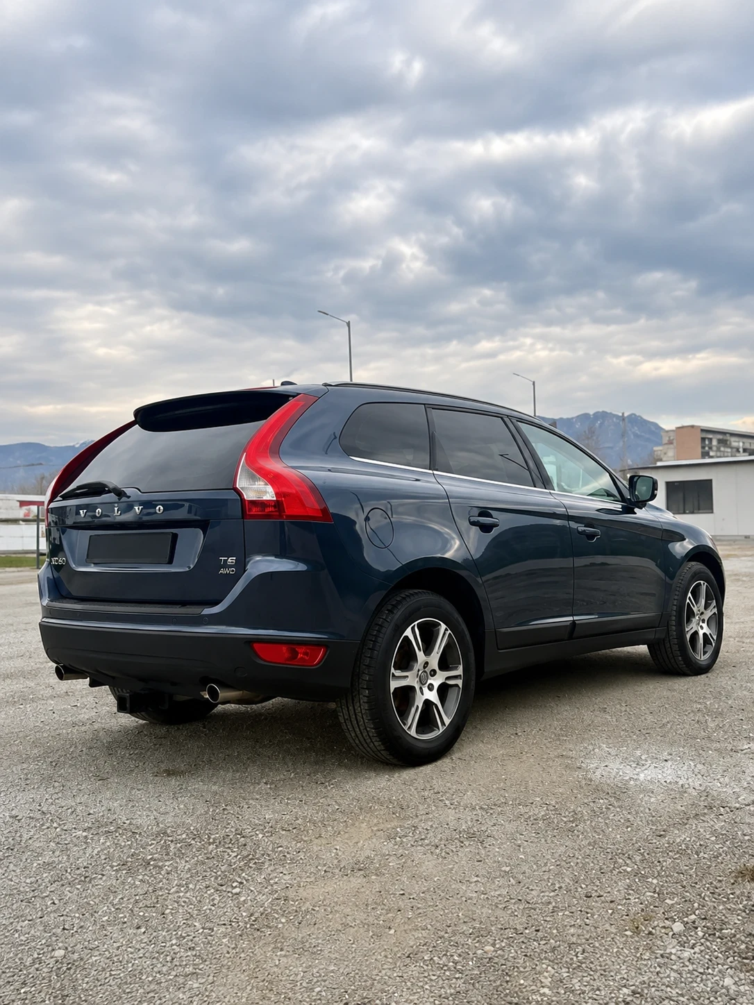 Volvo XC60 Volvo XC60 T6 AWD 3.0 Turbo   305 к.с.  4x4 carfax, снимка 6 - Автомобили и джипове - 54000615