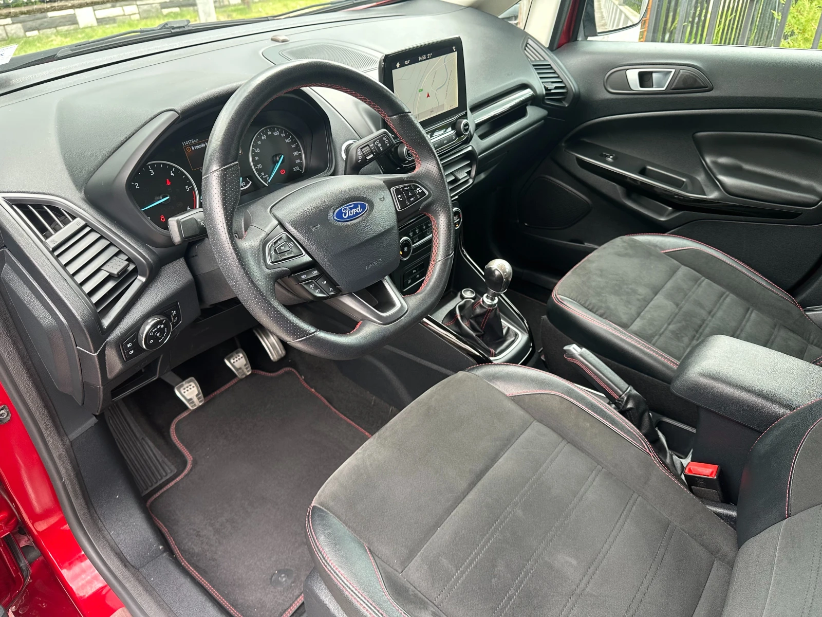 Ford EcoSport 1.5D-STline-LED-NAVI-PDC-EURO6D-FACELIFT-114000km!, снимка 8 - Автомобили и джипове - 54636341