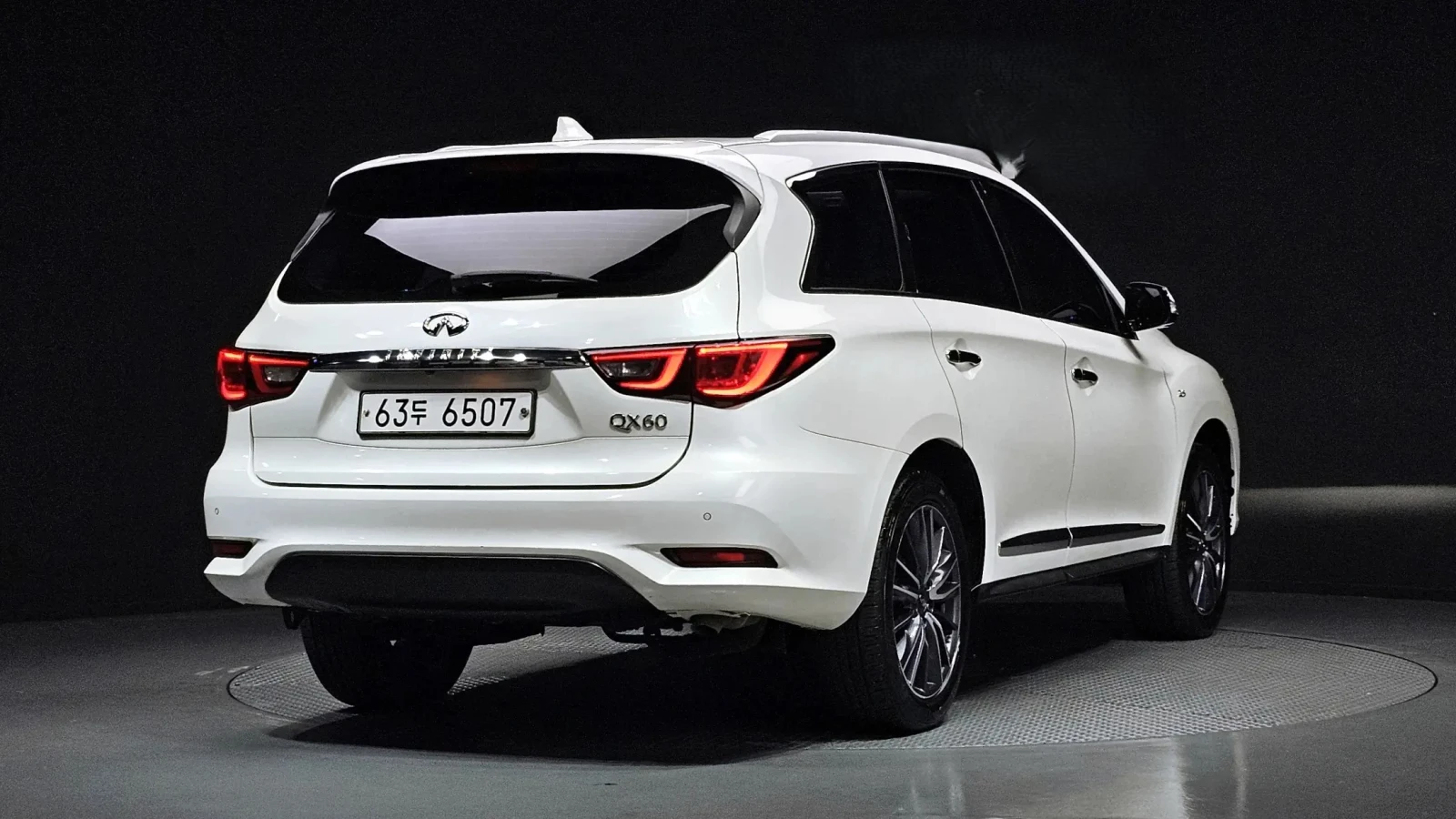 Infiniti QX60 3.5 AWD LineAssist/ Cam360/ Обдухване, снимка 2 - Автомобили и джипове - 55070689