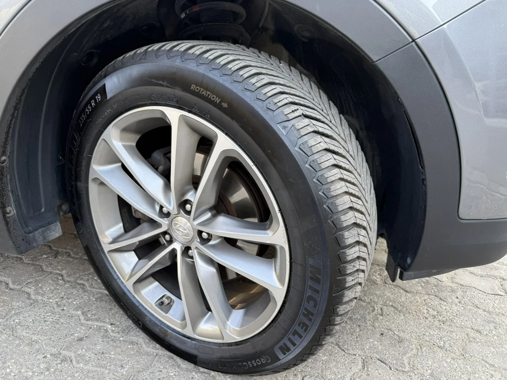 Hyundai Santa fe 2.2 CRDI Premium (Infinity), снимка 14 - Автомобили и джипове - 55774544