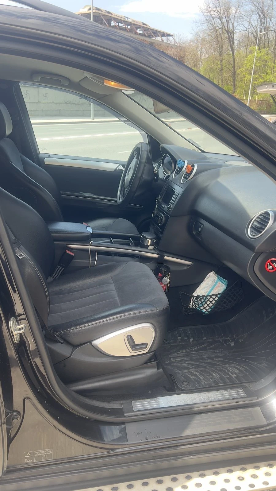 Mercedes-Benz ML 320, снимка 14 - Автомобили и джипове - 56328119