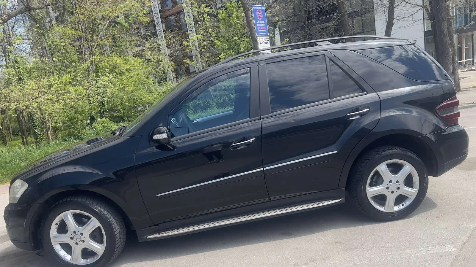 Mercedes-Benz ML 320, снимка 8 - Автомобили и джипове - 56328119