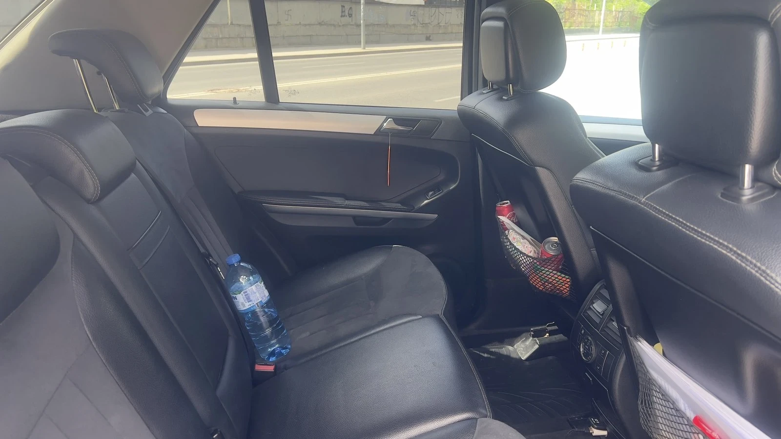 Mercedes-Benz ML 320, снимка 17 - Автомобили и джипове - 56328119