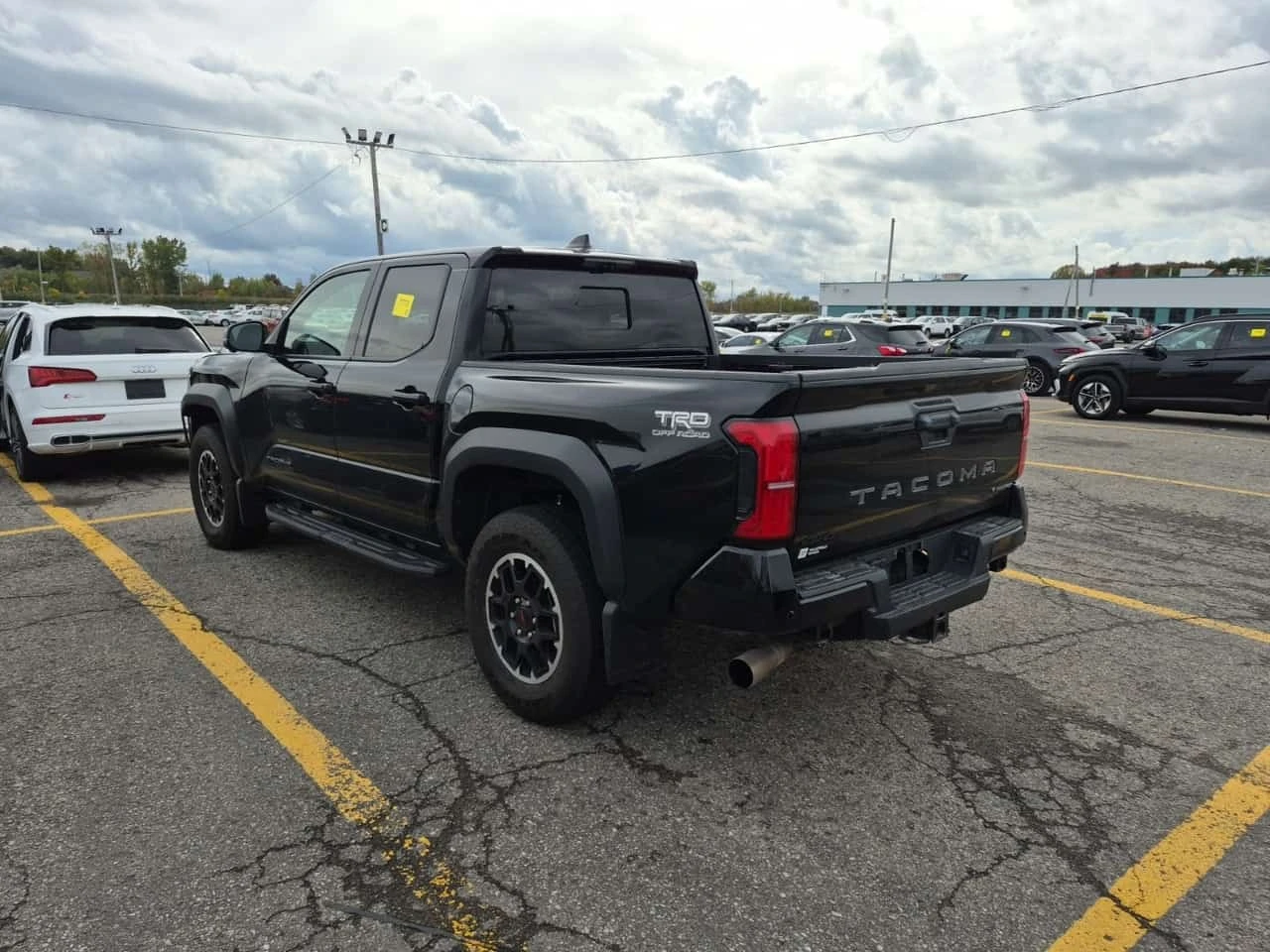 Toyota Tacoma HYBRID CREW CAB SHORT BED * CARFAX *  | Mobile.bg � ����������� 4
