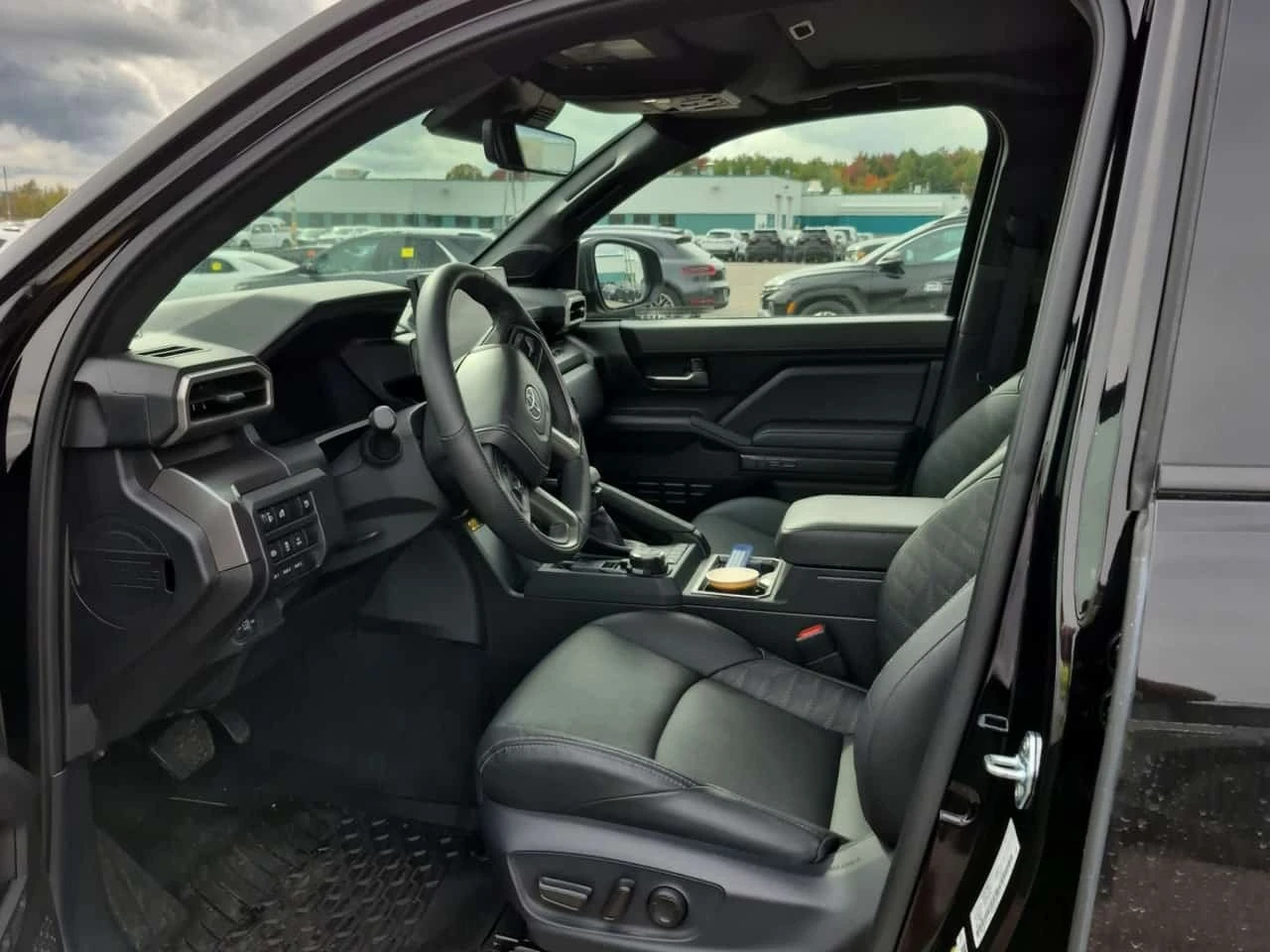 Toyota Tacoma HYBRID CREW CAB SHORT BED * CARFAX *  | Mobile.bg � ����������� 5
