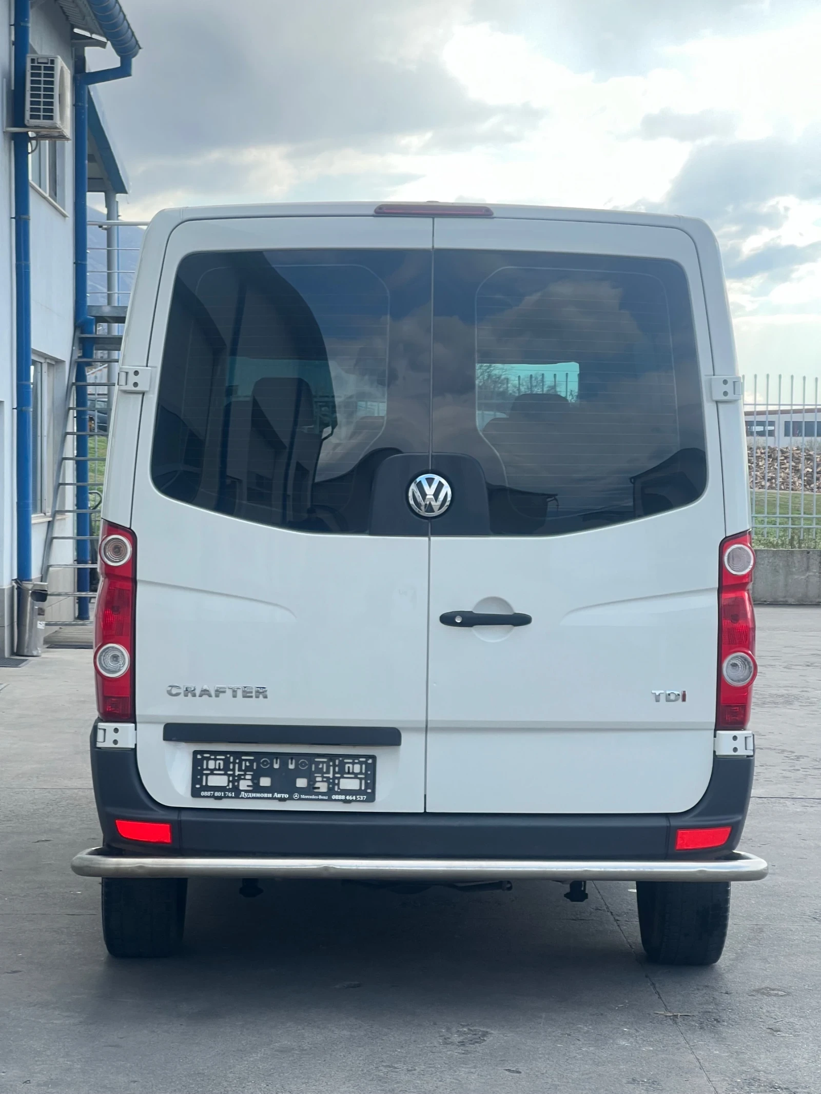 VW Crafter 8+ 1 места / Климатроник , снимка 6 - Бусове и автобуси - 54144399