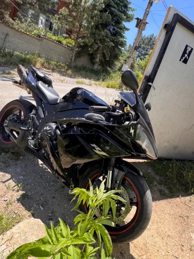 Yamaha YZF-R1, снимка 1