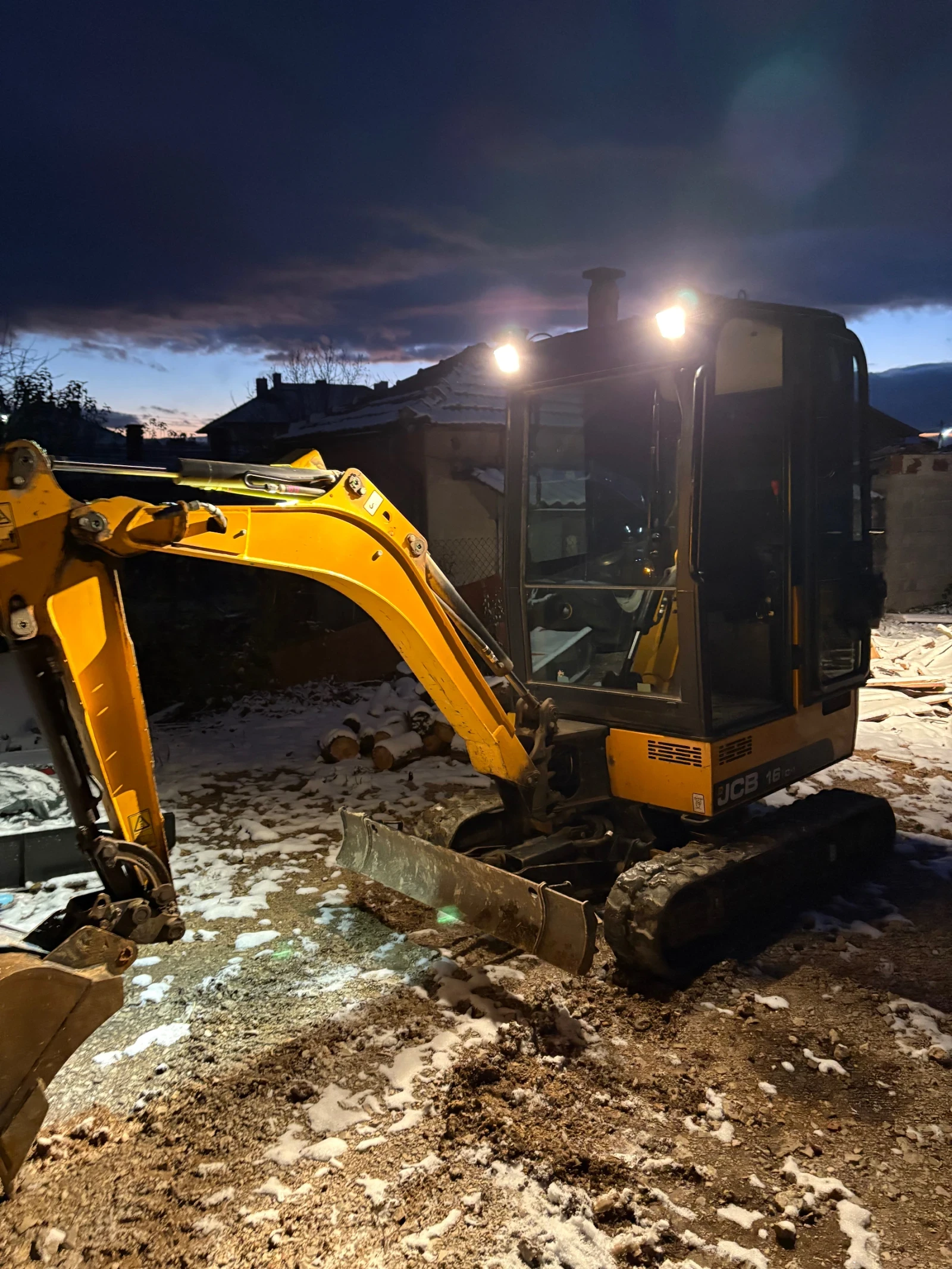 Багер JCB 16-C1 - изображение 5