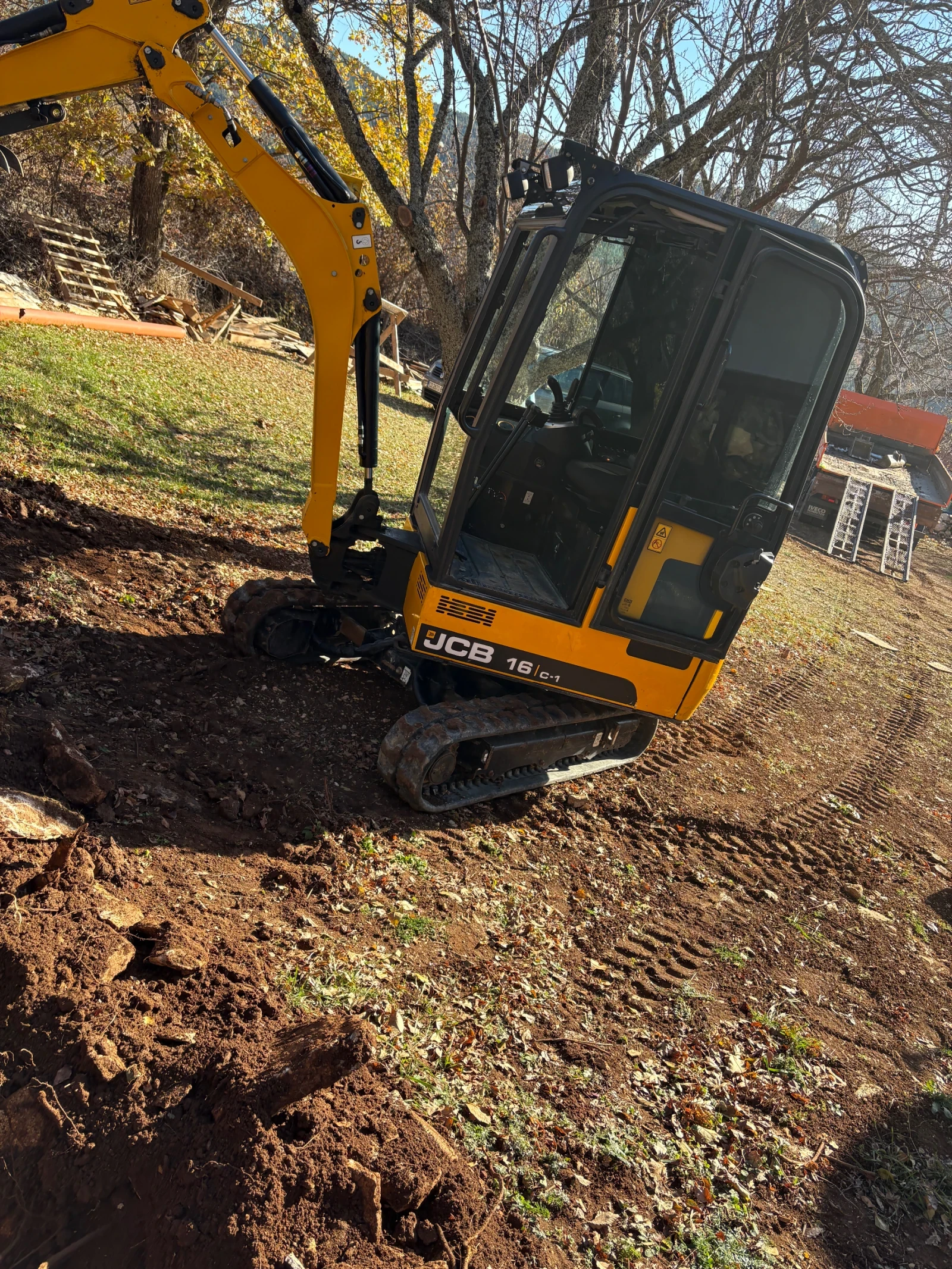 Багер JCB 16-C1 - изображение 3