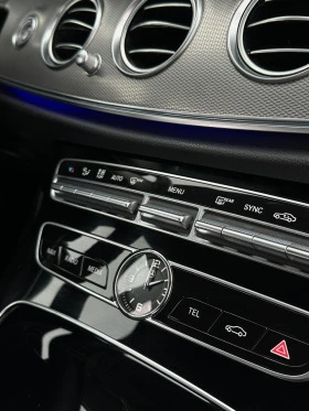Mercedes-Benz E 220 d 4MATIC 9G-TRONIC / СЕРВИЗНА МЕРЦЕДЕС ИСТОРИЯ, снимка 11