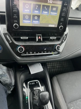 Toyota Corolla 1.8HYBRID, снимка 7