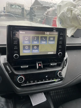 Toyota Corolla 1.8HYBRID, снимка 8