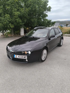Обява за продажба на Alfa Romeo 159 sportwagon ~4 900 лв. - изображение 2 | Auto.bg Обява за продажба на Alfa Romeo 159 sportwagon ~4 900 лв. - изображение 2