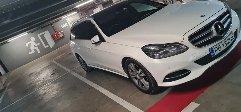 Mercedes-Benz E 220 220CD?, снимка 4 - Автомобили и джипове - 48409965