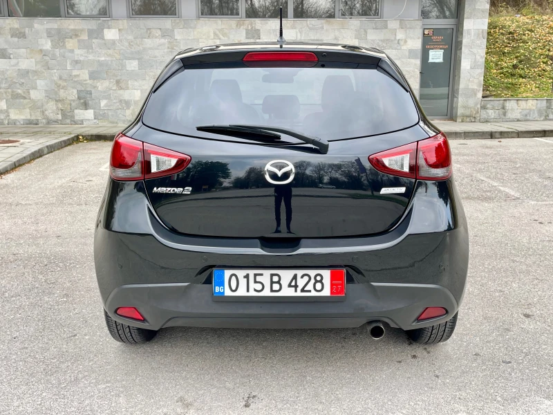 Mazda 2 1.5i* Skyactiv* Revolution* Navi* Full* KeyLess* E, снимка 3 - Автомобили и джипове - 48141086