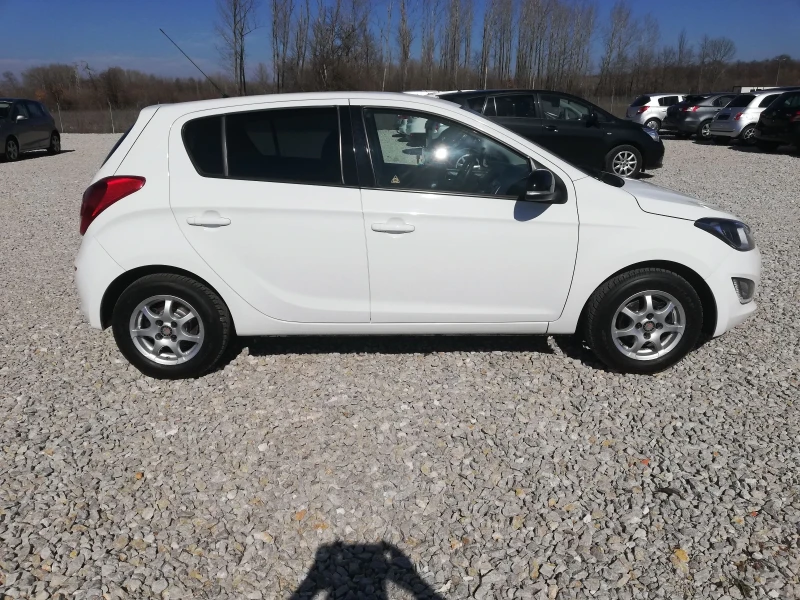 Hyundai I20 1.2i klima , снимка 7 - Автомобили и джипове - 49400780