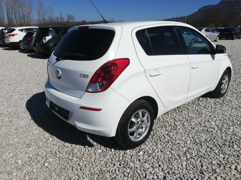 Hyundai I20 1.2i klima , снимка 6 - Автомобили и джипове - 49400780