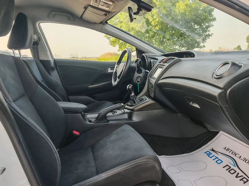 Honda Civic 1.6 ДИЗЕЛ 120 К.С. 175000 КМ!ХЕЧБЕК!КАМЕРА! НАВИ!, снимка 8 - Автомобили и джипове - 50635206