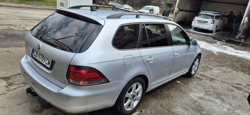VW Golf 1.6TDI 105к.с, снимка 4 - Автомобили и джипове - 52116393