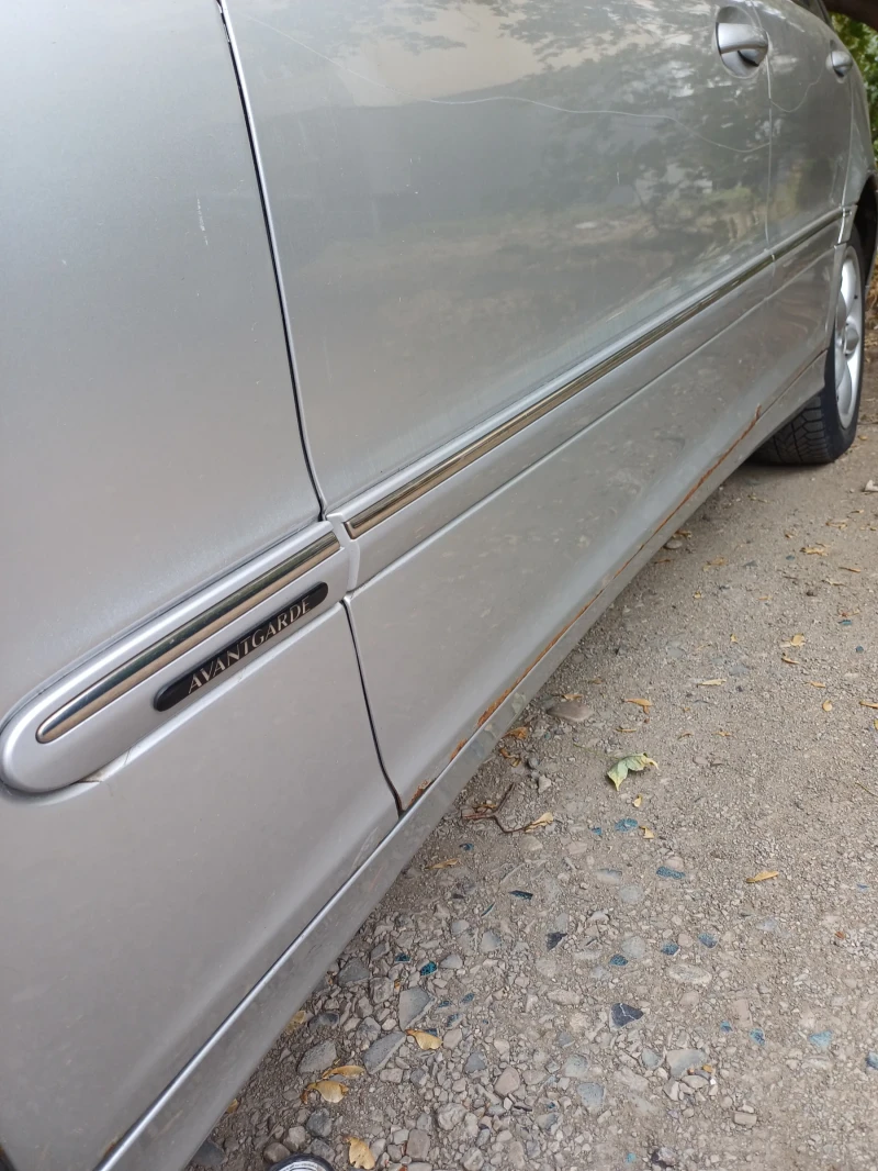 Mercedes-Benz C 220, снимка 14 - Автомобили и джипове - 52434476