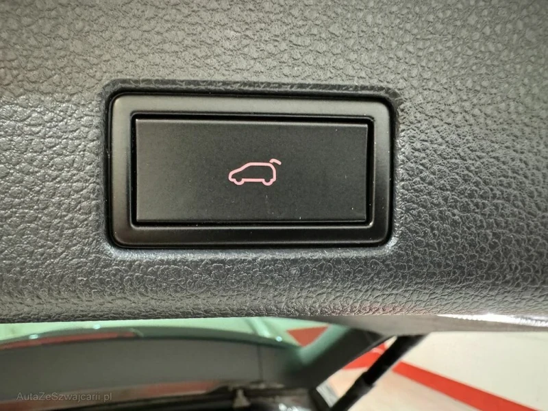 VW Sharan Swiss Line 4MOTION , снимка 15 - Автомобили и джипове - 52185225