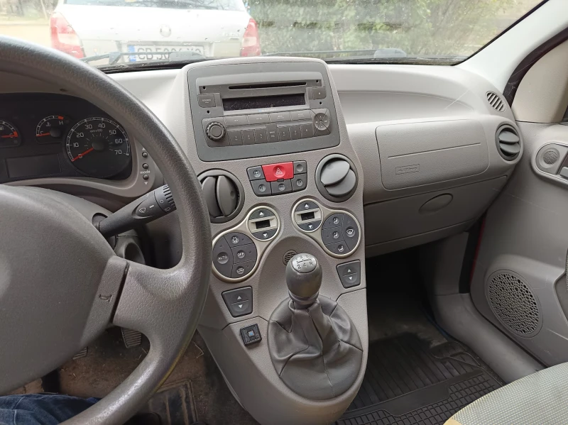 Fiat Panda, снимка 10 - Автомобили и джипове - 52884011