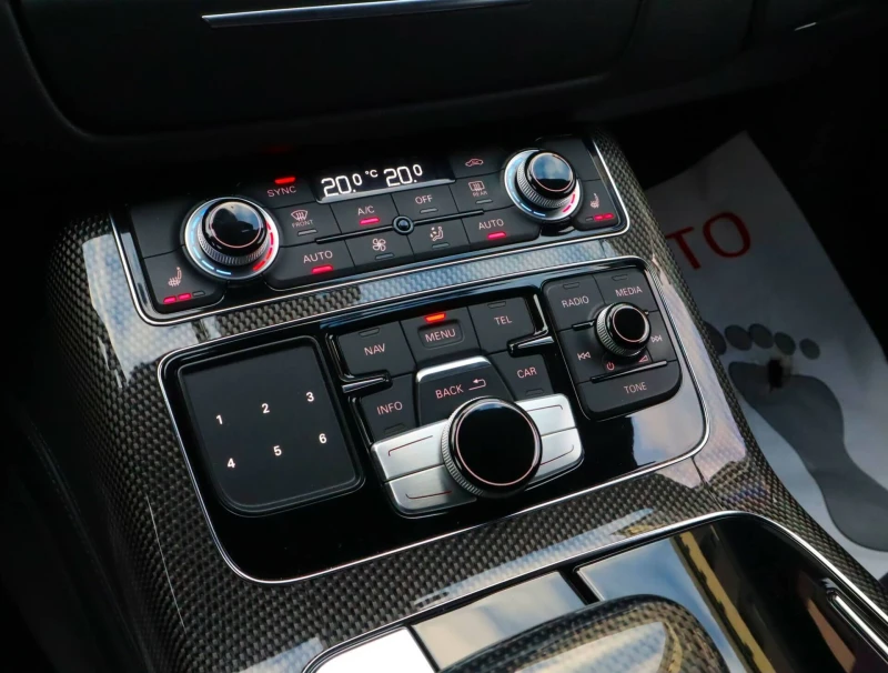 Audi S8 Matrix/4.0TFSI/Carbon/Bose/Камера/Side Assist/, снимка 11 - Автомобили и джипове - 53167014