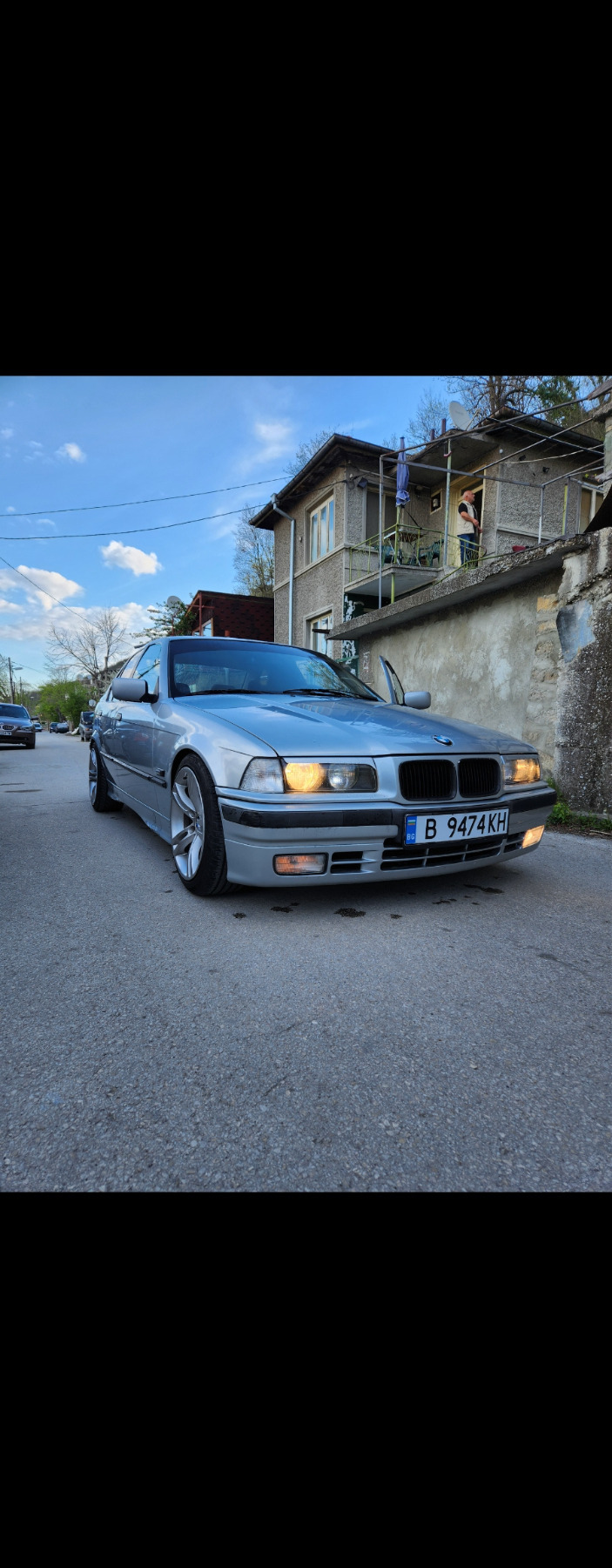 BMW 318, снимка 1 - Автомобили и джипове - 45929728