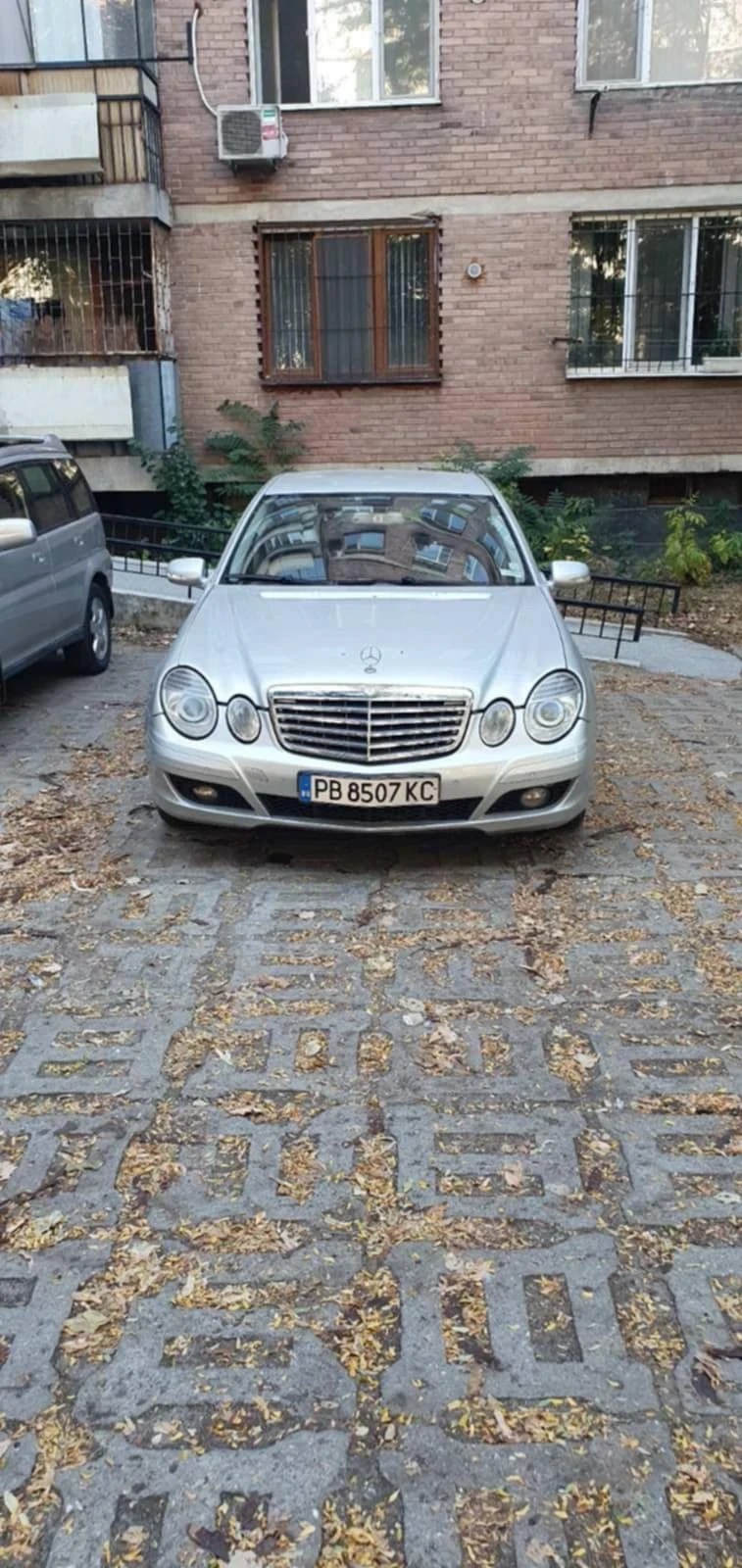 Mercedes-Benz E 220 Mercedes E220, снимка 6 - Автомобили и джипове - 48509863