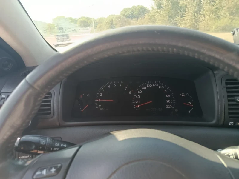 Toyota Corolla 1.4/16VVTi - изображение 7