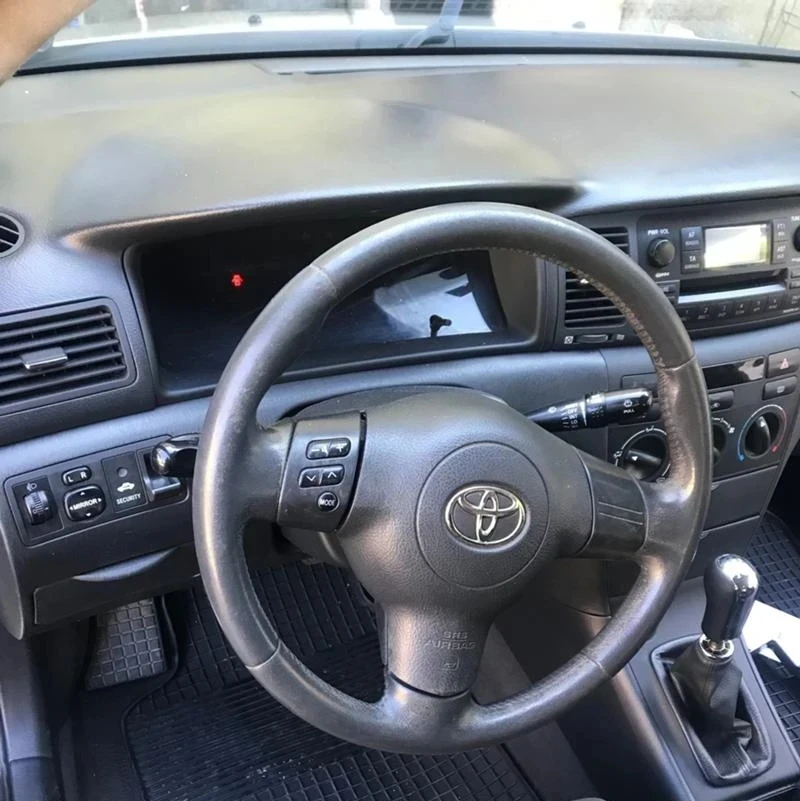 Toyota Corolla 1.4/16VVTi - изображение 6