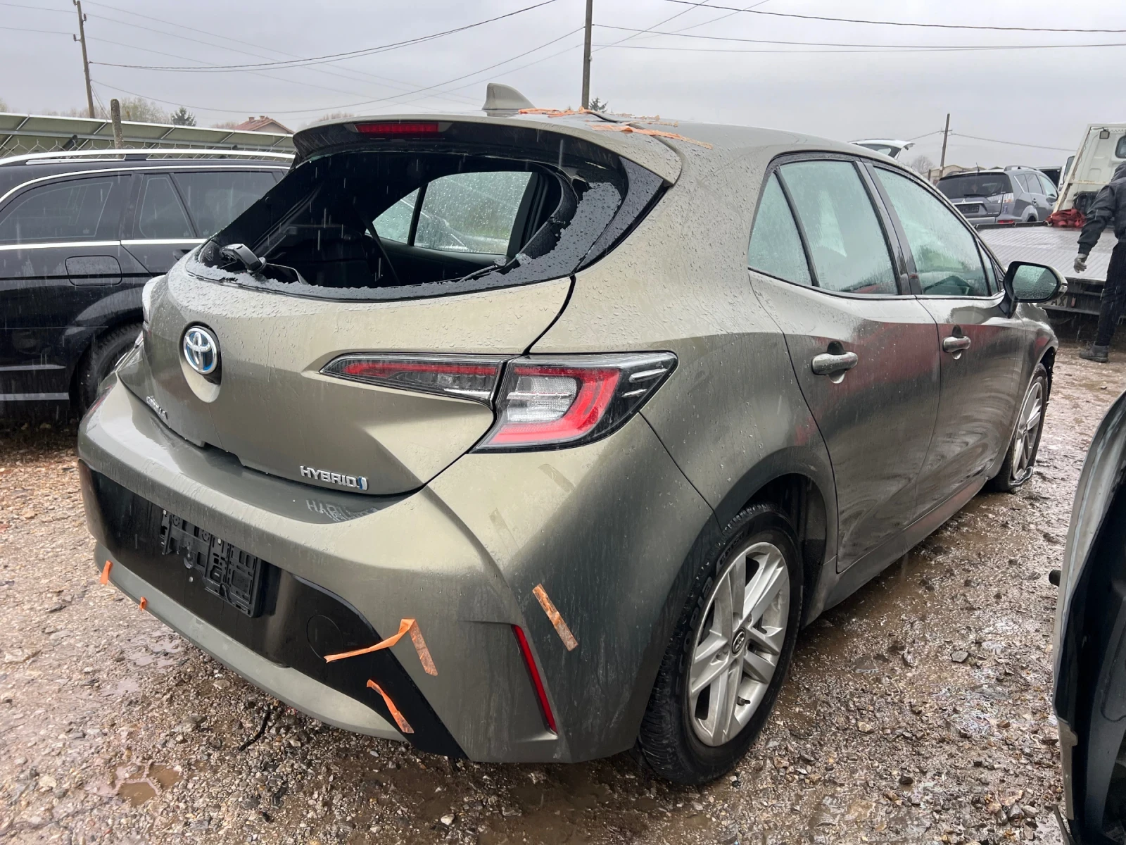 Toyota Corolla 1.8HYBRID, снимка 1