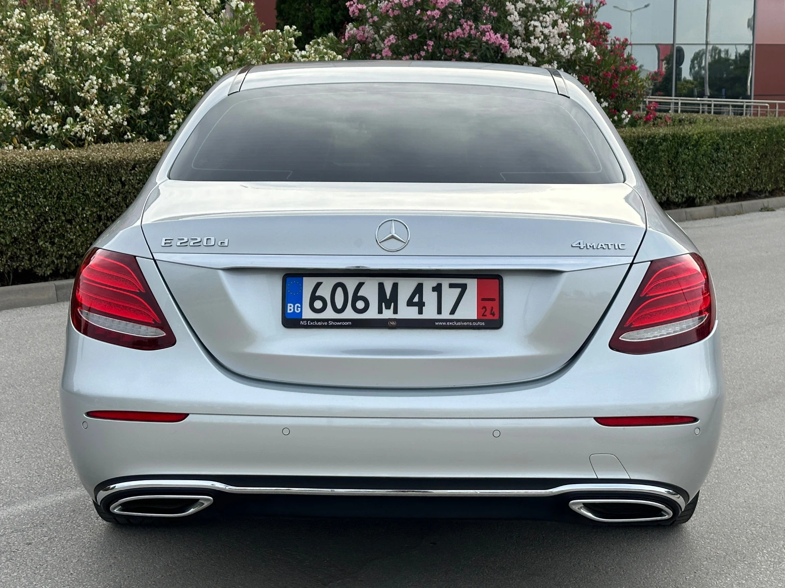 Mercedes-Benz E 220 d 4MATIC 9G-TRONIC / СЕРВИЗНА МЕРЦЕДЕС ИСТОРИЯ - изображение 3