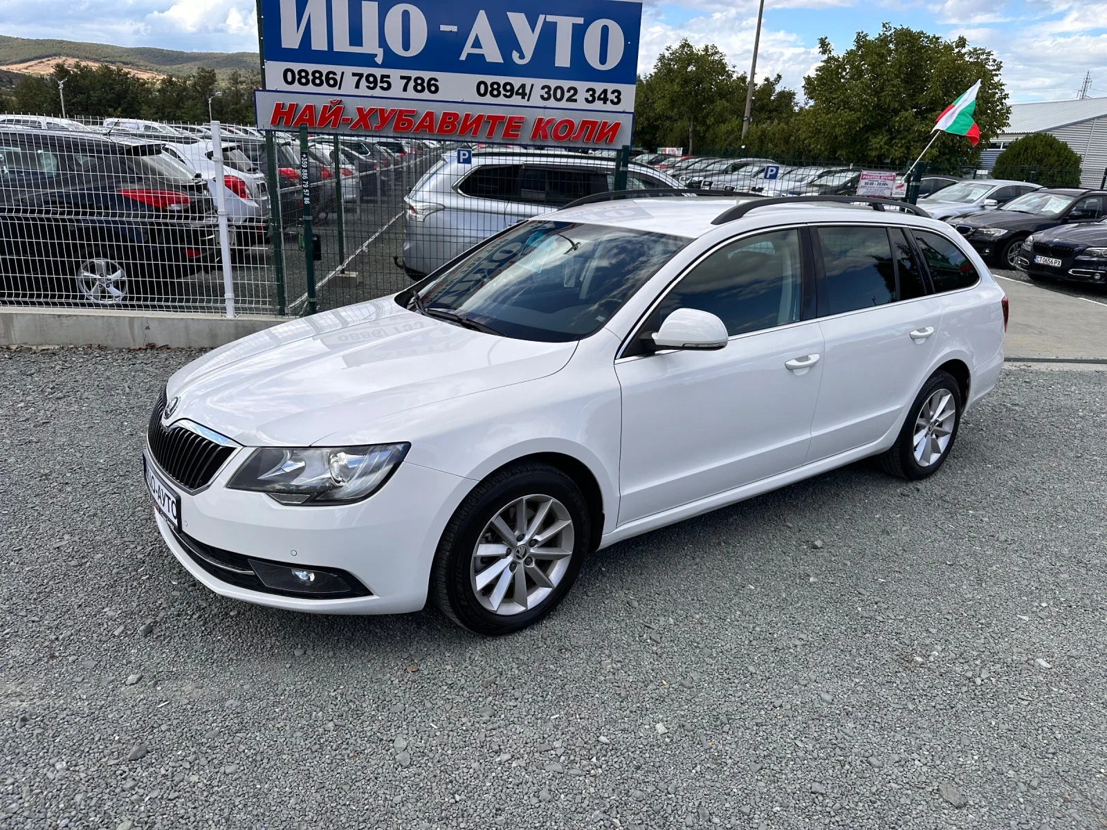 Skoda Superb 2.0tdi 4x4 Нави Парктроник -5% - изображение 2