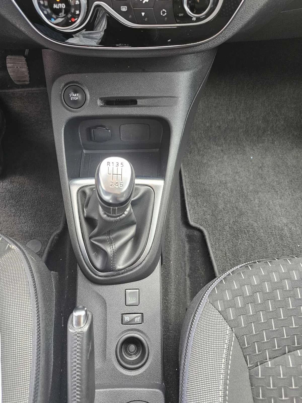 Renault Captur 1.3 TCe 150 - изображение 9