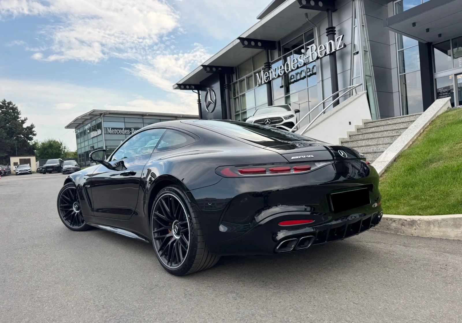 Mercedes-Benz AMG GT V8 4MATIC+  - изображение 6