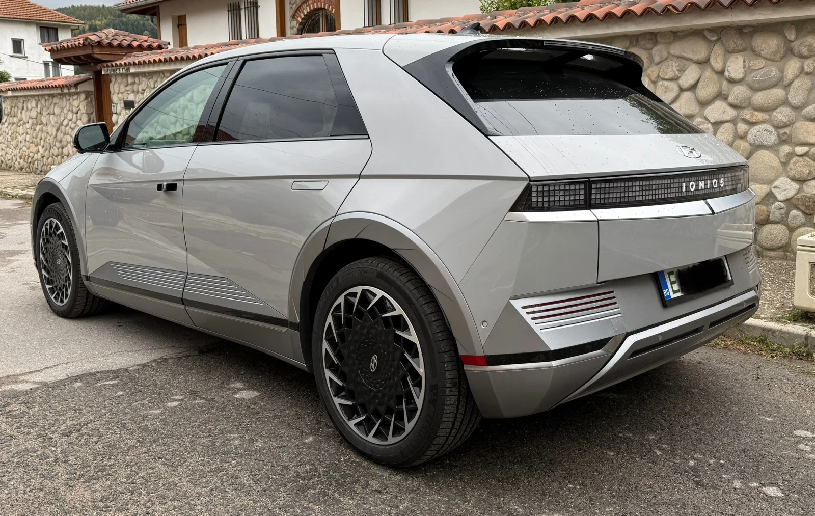 Hyundai Ioniq 5 4x4 HTRAC 77.4 kWh Premium/ 360 camera | Mobile.bg — изображение 2