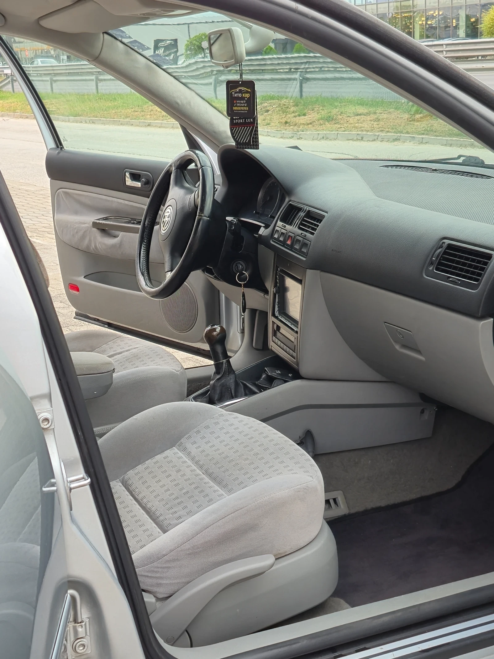 VW Bora 1.6 16V 105/Климатроник* * * *  - изображение 10