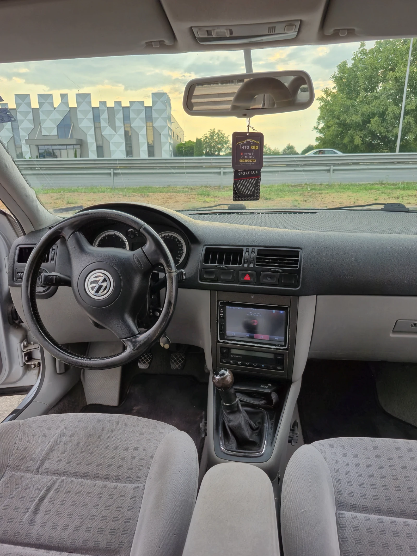 VW Bora 1.6 16V 105/Климатроник* * * *  - изображение 9