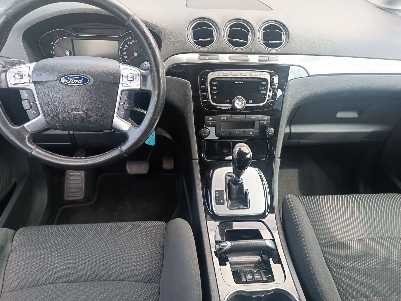Ford Galaxy 2000 - изображение 9