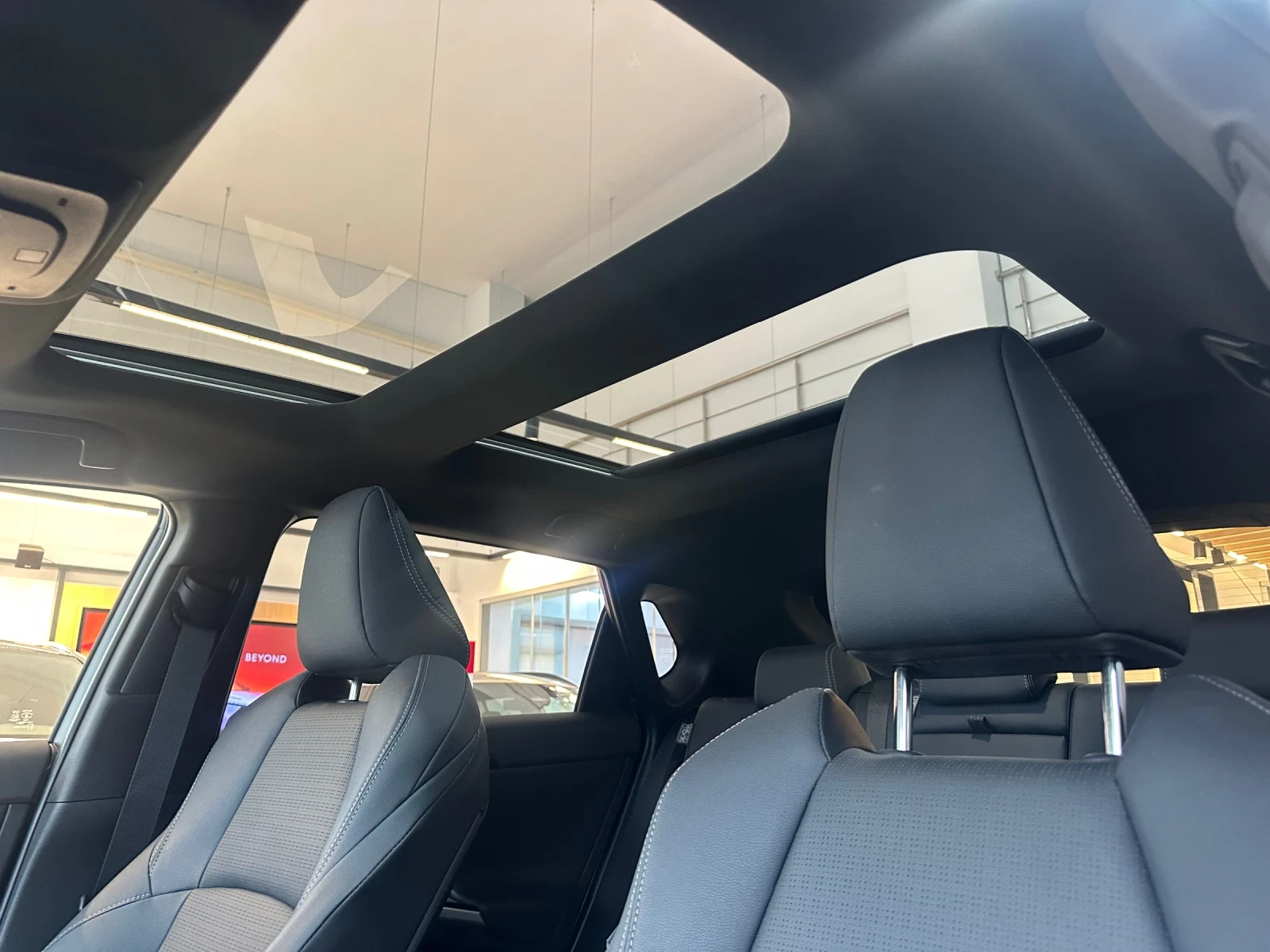 Toyota bZ4X Luxury Premium* Bitone | Mobile.bg � ����������� 16