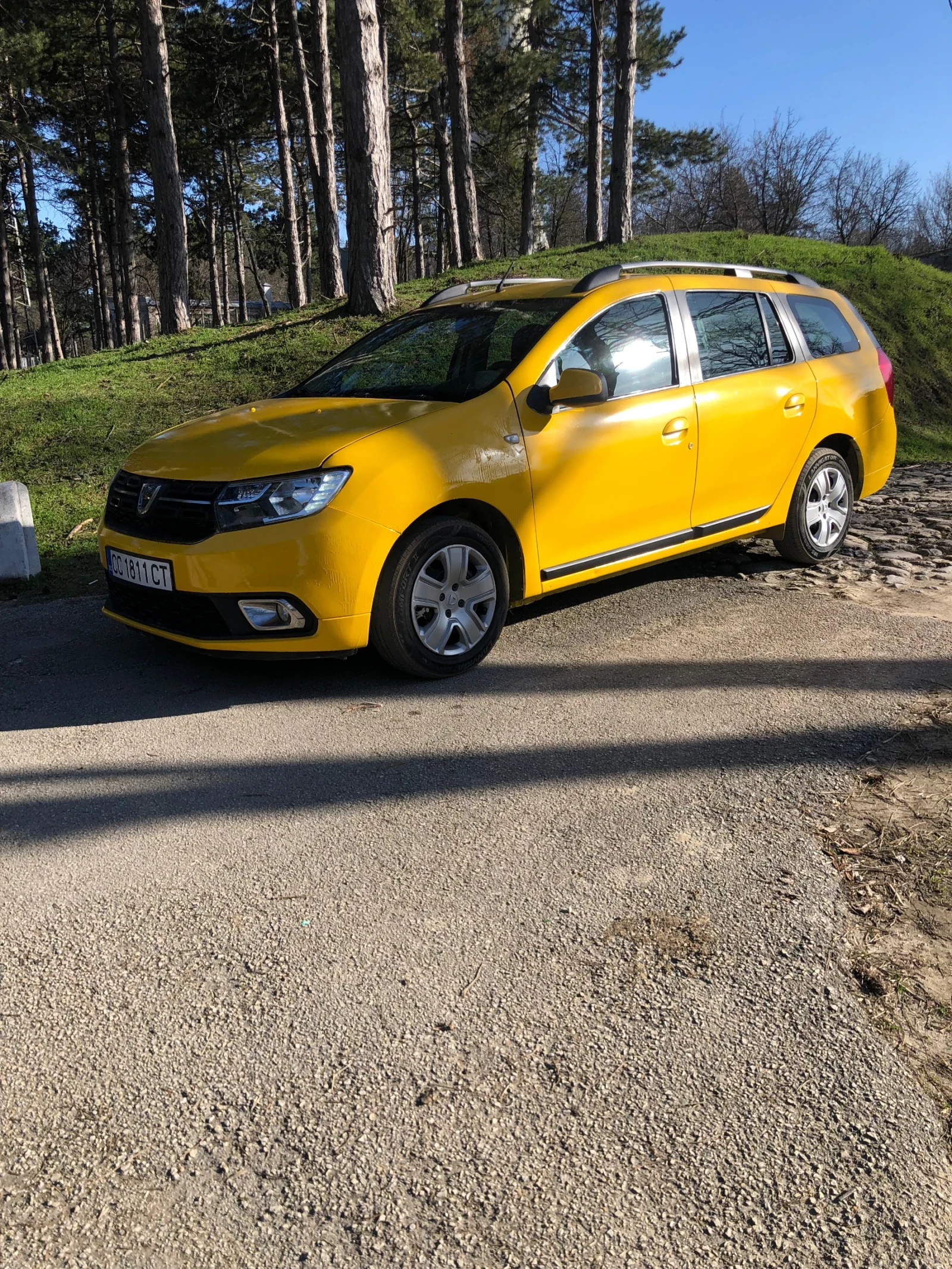Dacia Logan 1.5dci, снимка 2 - Автомобили и джипове - 53884823