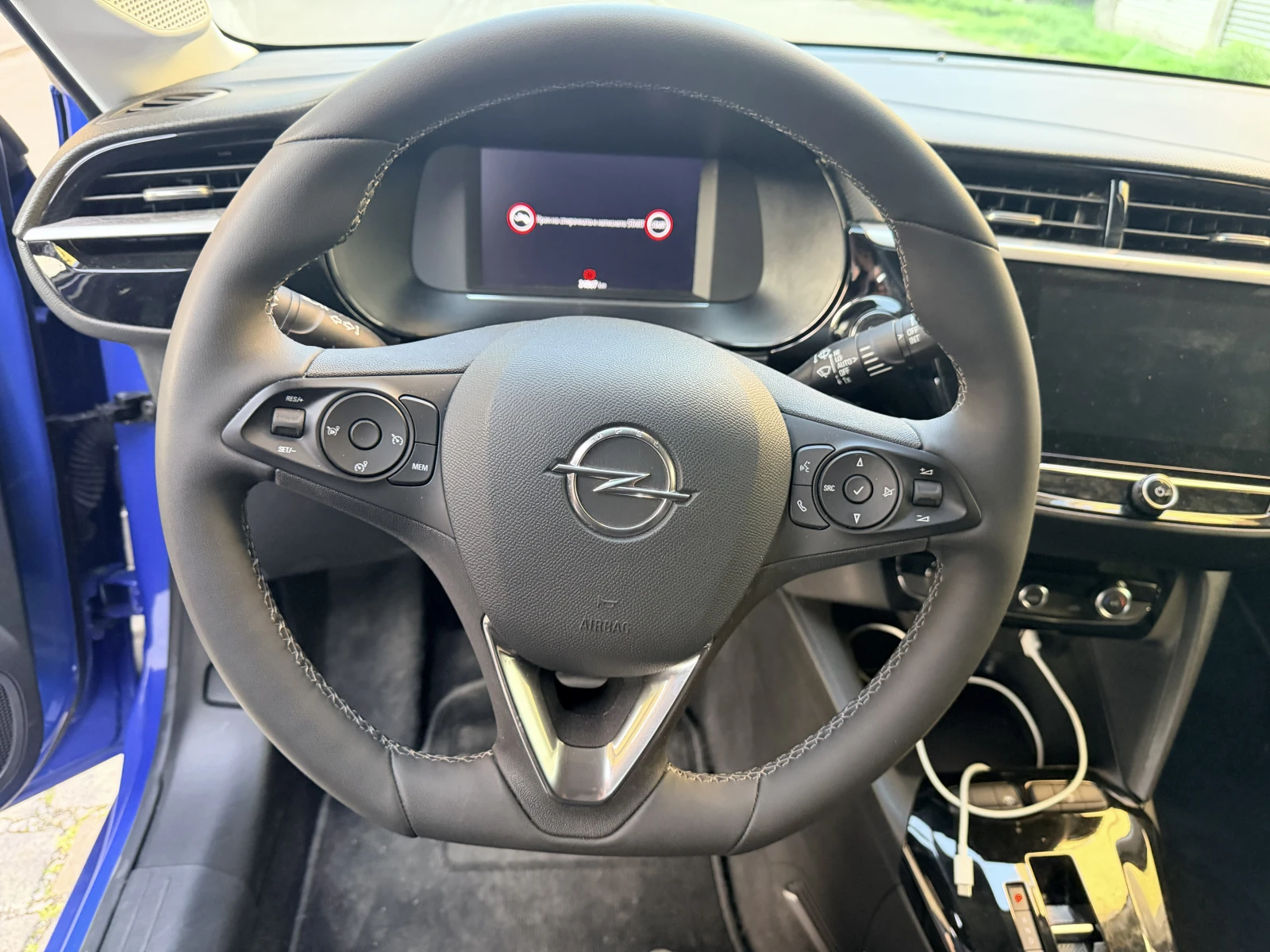 Opel Corsa e Edition 50 kWh, снимка 9 - Автомобили и джипове - 54347036