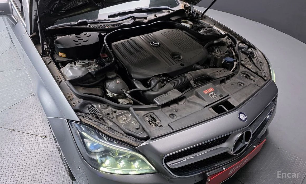 Mercedes-Benz CLS, снимка 6 - Автомобили и джипове - 54358027