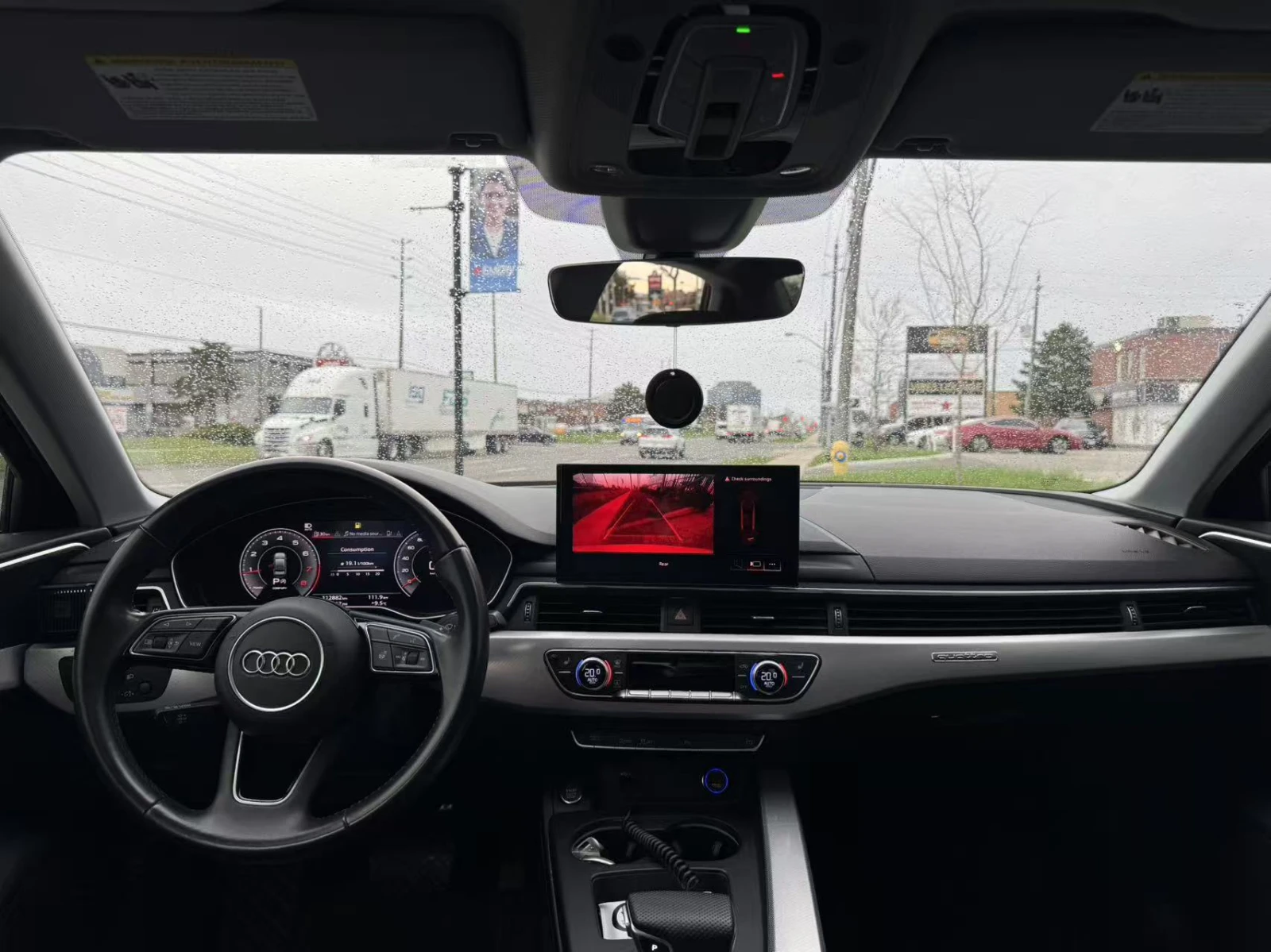 Audi A4 Progressiv * * CARFAX * * АВТО КРЕДИТ * * , снимка 9 - Автомобили и джипове - 54366956