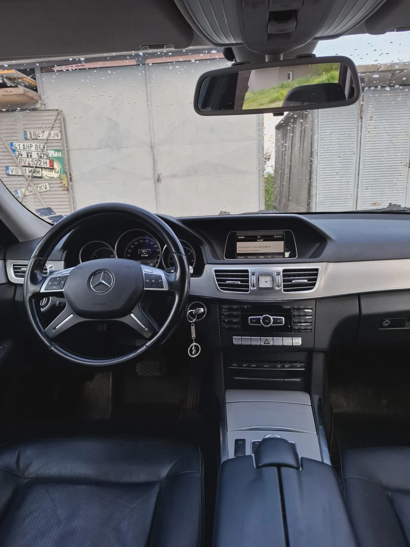 Mercedes-Benz E 200 2.2 CDI, снимка 5 - Автомобили и джипове - 54408520
