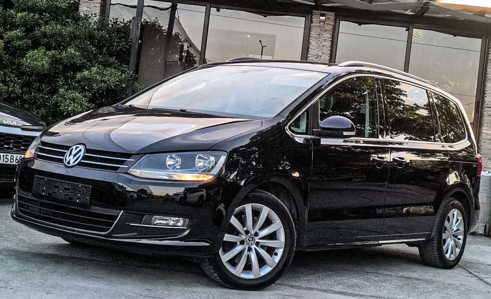 VW Sharan 2.0TDI DSG 7-места HIGHLINE
