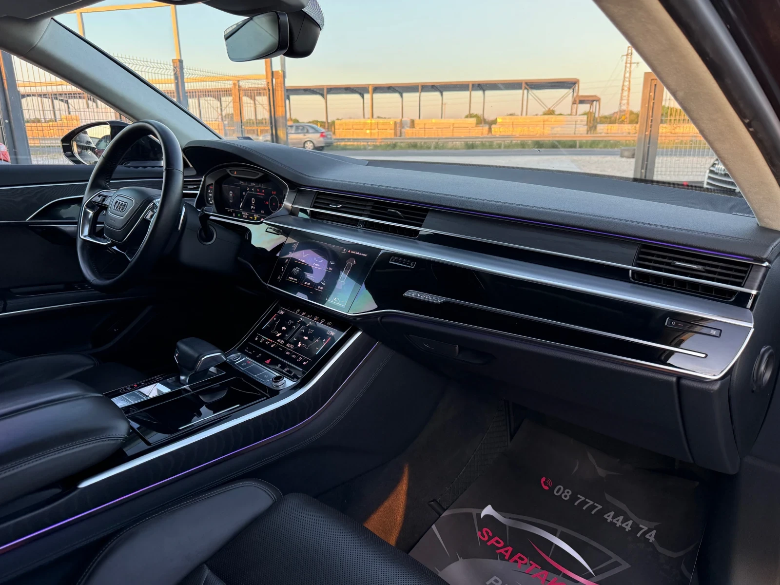 Audi A8 LONG* 5.0TDI* 2020г* FULL MAX* 185.000KM* Сервизна, снимка 12 - Автомобили и джипове - 54722177