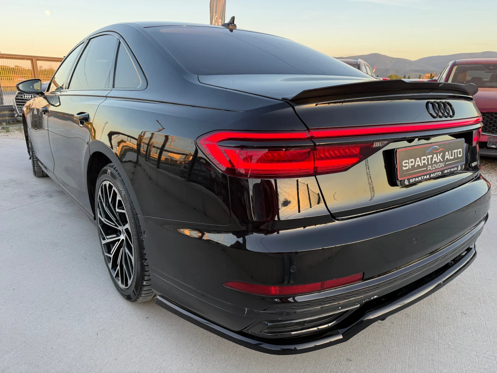 Audi A8 LONG* 5.0TDI* 2020г* FULL MAX* 185.000KM* Сервизна, снимка 6 - Автомобили и джипове - 54722177