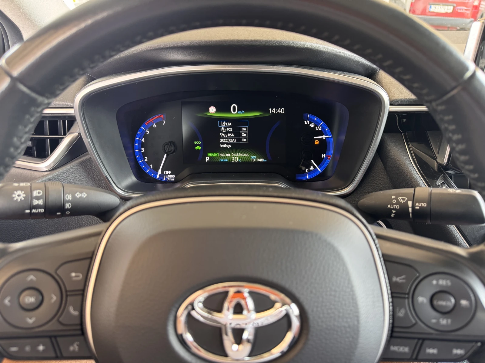 Toyota Corolla EXECUTIVE/1.8 HYBRID/122к.с./е-CVT/ГАРАНЦИЯ, снимка 12 - Автомобили и джипове - 54823598